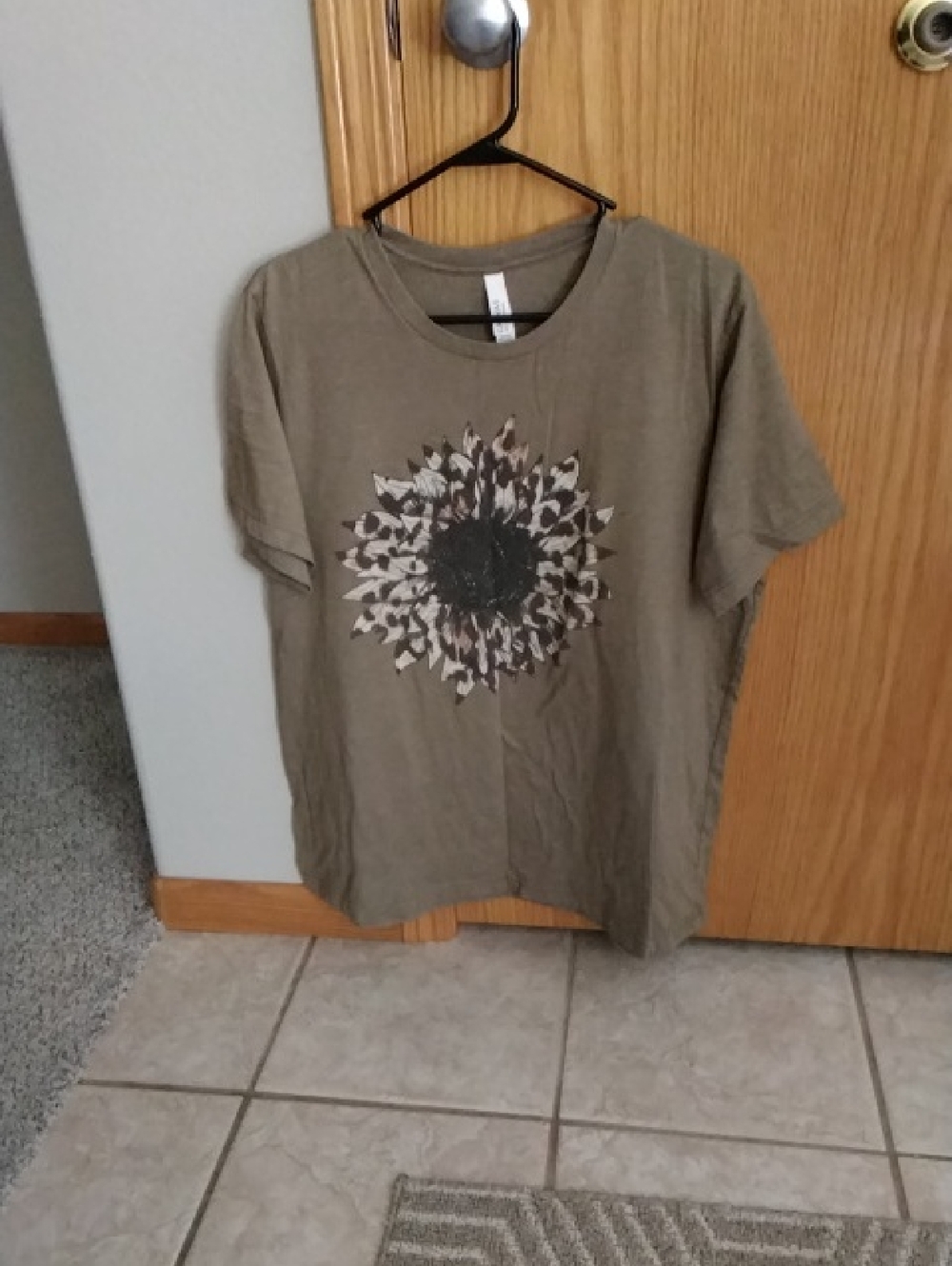 Olive Green Sunflower Graphic Tee